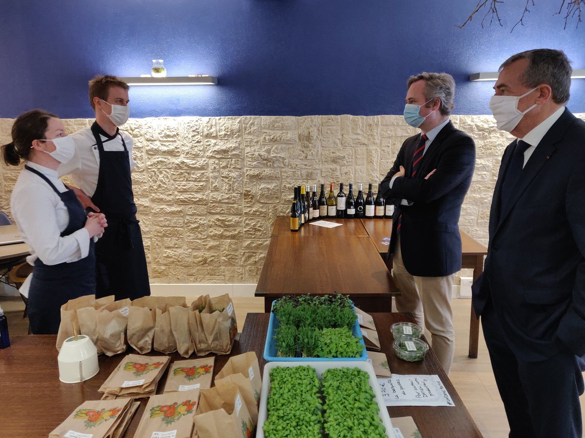 J'ai échangé ce midi avec l'équipe du restaurant le Maga, avec <a href="/JBLemoyne/">Jean-Baptiste Lemoyne</a>,  pour évoquer avec eux sur la façon dont il se sont adaptés à cette crise, sur l'accompagnement que nous mettons en place à Orléans pour les #commerces et sur les conditions de leur réouverture. #Economie