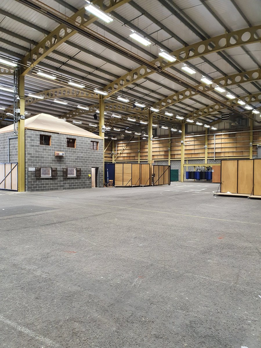 DronesPolice's tweet photo. Training outside of Cleveland this week with https://t.co/EIMKFdZeZZ. Firstly at the excellent indoor and congested area facility at Carr Gate, West Yorkshire with @WYP_Drones. Then onto the very scenic Egglestone Abbey. A lot learnt and great to see how other forces operate. https://t.co/H50BnrC73Z