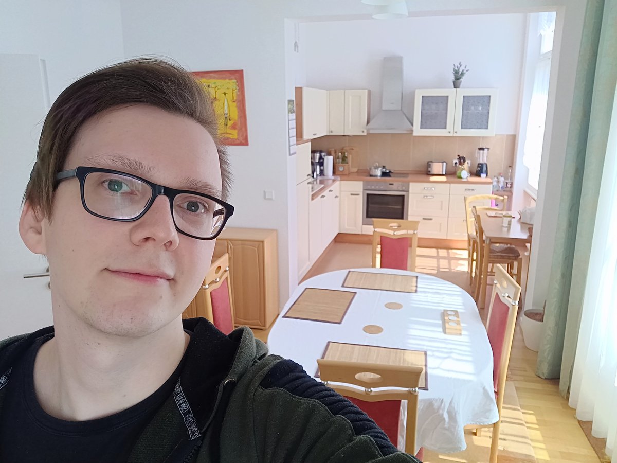 SPOONPAI's tweet photo. Hallo Berlin! 👋🏻 https://t.co/ivYfjWIJ9m