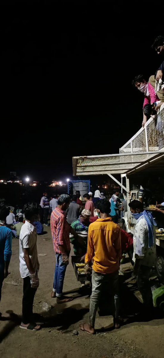 T_L_Y_R's tweet photo. मुस्लिम खिदमतगार का परचम लहराना है,
ट्रेंड को नम्बर वन बनाना है।
══════════════
      #मुस्लिम_ख़िदमतगार
══════════════
           \ (•◡•) /
             \ 💙/
     --@Haq_ke_7 --
               |    |
       RT if u Agre

@AmanRjwada @Troll_Ziddi https://t.co/f7zTvzlO8H