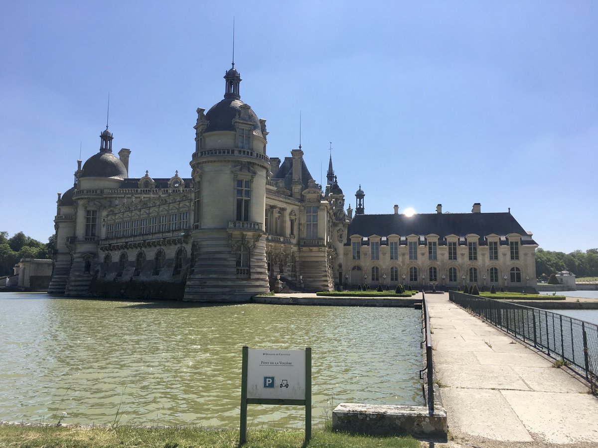 Sebastien_SAF's tweet photo. Top départ de la deuxième année d’essai au Domaine de Chantilly pour protéger les buis de la pyrale par confusion sexuelle des adultes. Suite d’une première année synonyme de réussite et d’espoir !
#Biocontrôle @chantillydomain @SumiAgroFrance https://t.co/opwCu26y1P