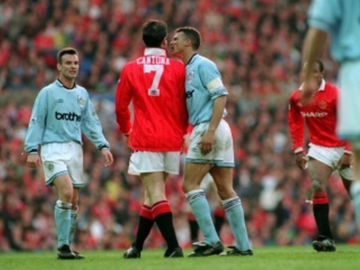 manchesterisB's tweet photo. 🚨🎙 🎥 An Interview with Keith Curle🎙 🎥🚨

@Tom_brunt and City Dave talk all things City with @keithcurle231 

🍏 🎧 iTunes
https://t.co/COiEvhb68V

🎥 Watch this week's show
https://t.co/FB6tSS14ik https://t.co/AJjJZkaFU3