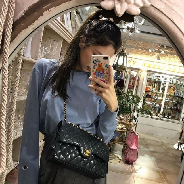 Thánh sống Chanel Jennie trở thành Gương mặt ăn hình nhất năm 2019  Tạp  chí SaoStar