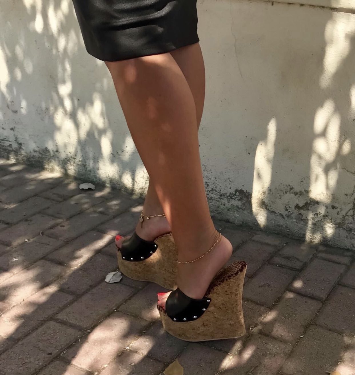 sexy shoes platform twitter