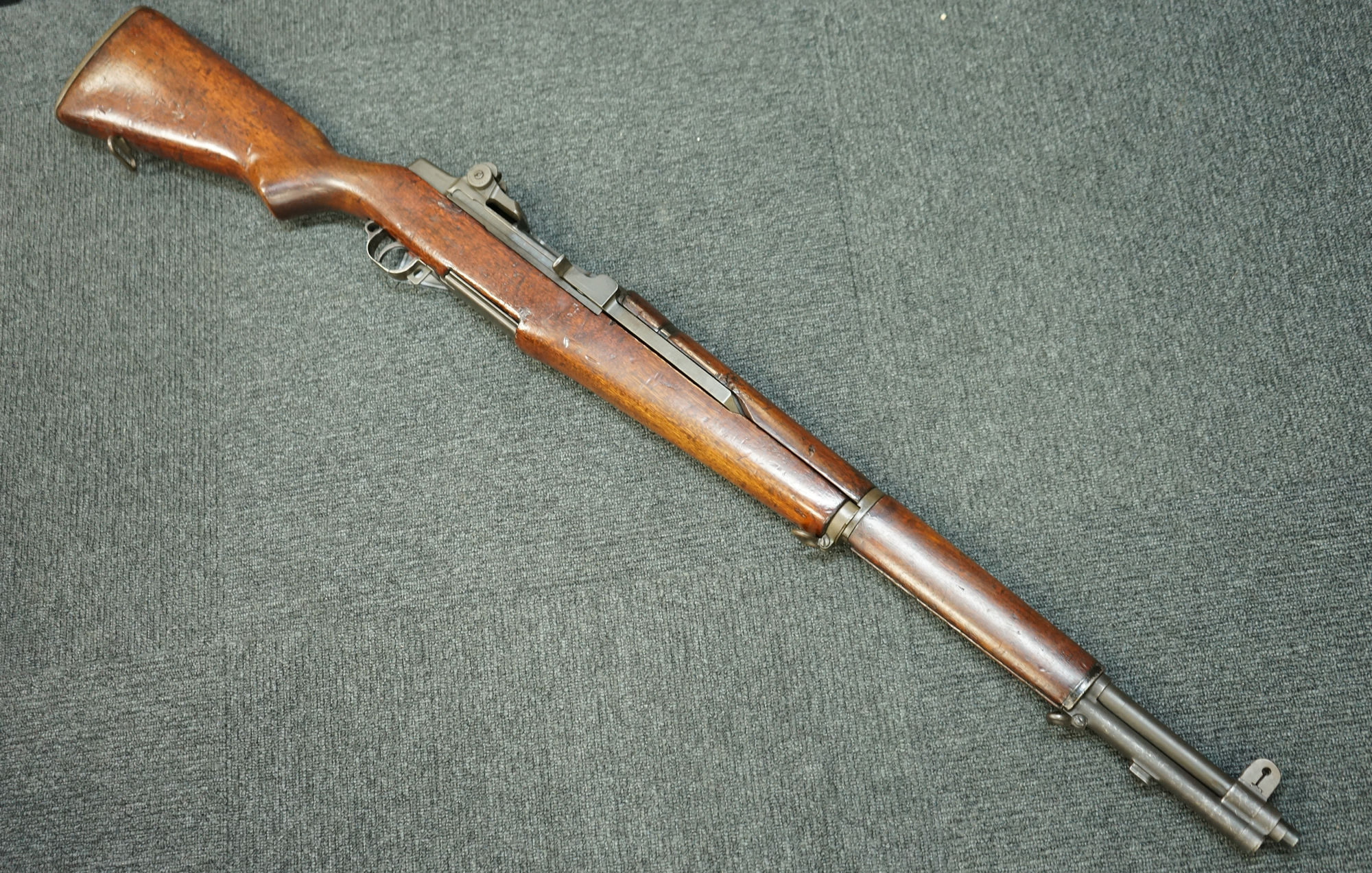 Twitter 上的 シカゴレジメンタルス M1ガーランドは トリガーガードを引き下げると簡単に3枚おろし にする事ができます ドイツのkar43はドライバーを用いないと分解できませんので 使い手に優しい良く出来た仕組みですね 銃に掃除は必要不可欠ですのフィールド Twitter 上的 シカゴレジメンタルス M1ガーランドは トリガーガードを引き下げると簡単に3枚おろし にする事ができます ドイツのkar43はドライバーを用いないと分解できませんので 使い手に優しい良く出来た仕組みですね 銃に掃除は必要不可欠ですのフィールド