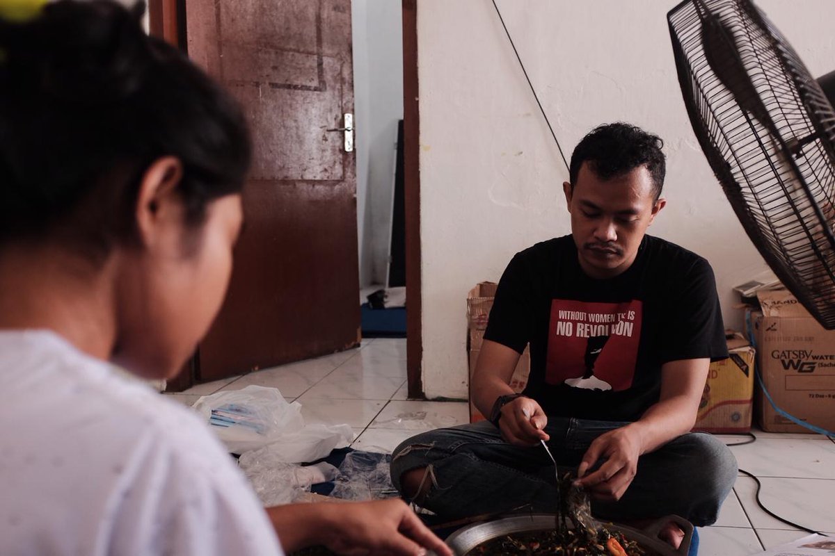 ArdySyihab's tweet photo. #tetapsolid
Solidaritas Pangan Jogja
@dodoputrabangsa @AnjanyPodangsa @bennywidyo https://t.co/2IDnZjTfk1