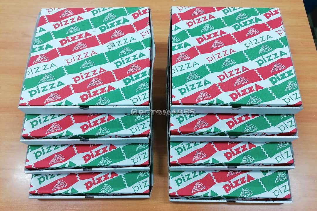 PCTomares's tweet photo. Muchas gracias @ElSalmorejo_Tom por darnos estas pizzas tras el servicio.

#ProtecciónCivilTomares #Tomares #Solidaridad #Regalos #Motivación #Agradecimiento #Covid19 https://t.co/EkWMrMViYF