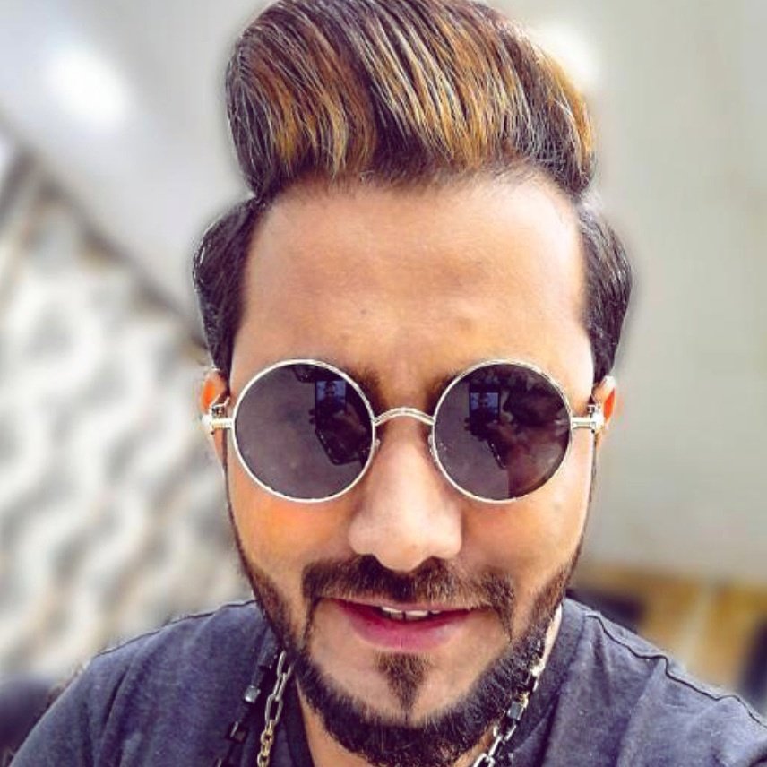 RoomanMofficial's tweet image. #roomanmalik #TopStory #topsinger