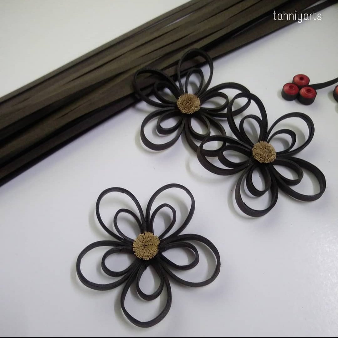 Tahniyarts's tweet photo. #PulpkeyXYou #Pulpkey 
I believe making art takes us out of our chaotic schedule and fills one up with utmost serenity.
#ArtistOnTwitter #art #quilling
Liberated. https://t.co/6NDecWNmkD