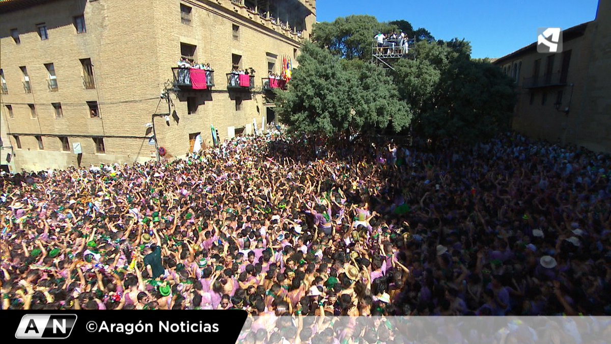 Se suspenden las #fiestas de San Lorenzo en #Huesca. Esta imagen no se repetirán el 9 de agosto de este año. El Ayuntamiento ha decidido no celebrarlas ante la crisis sanitaria. #AN1 #MuchoPorVivir