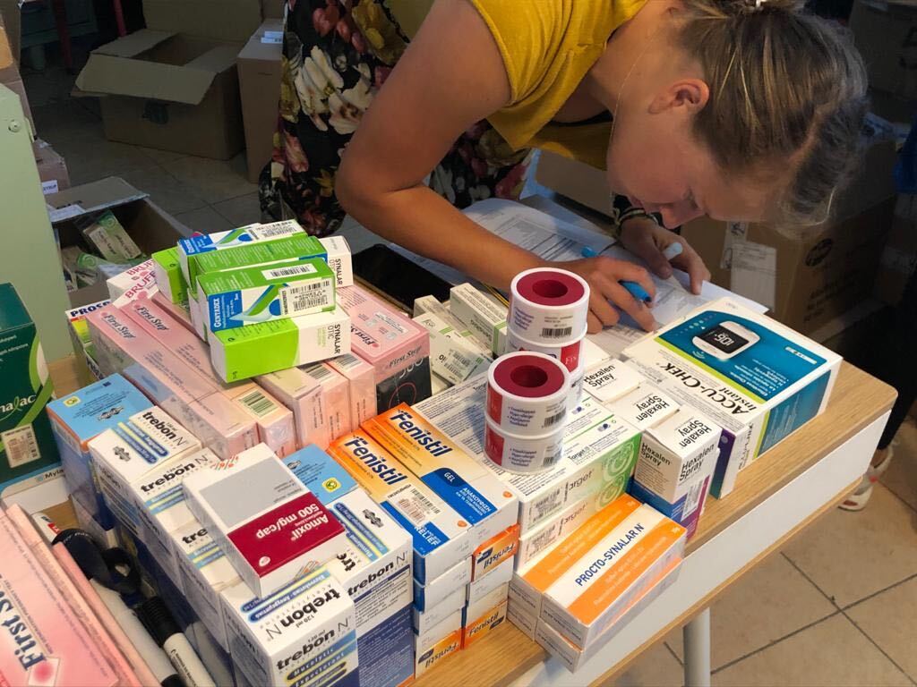 betterdaysngo's tweet photo. 22,791 packages with pharmaceutical products, clothing, games, and hygiene items have delivered as part of our Covid-19 emergency response operations. 
€14,315 spent just in April. 
Huge thank you to @chooselove, and all our donors for making this possible 🙂 https://t.co/cmfQwS7rAF