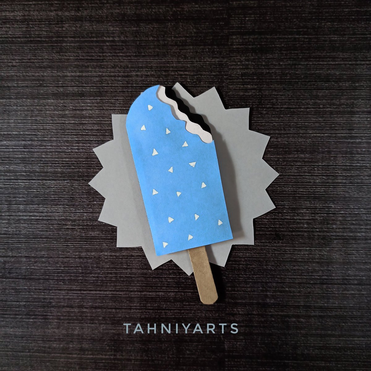 Tahniyarts's tweet photo. #PulpkeyXYou #Pulpkey 
I believe making art takes us out of our chaotic schedule and fills one up with utmost serenity.
#ArtistOnTwitter #art #quilling
The bite. https://t.co/mDjlbqJmOZ