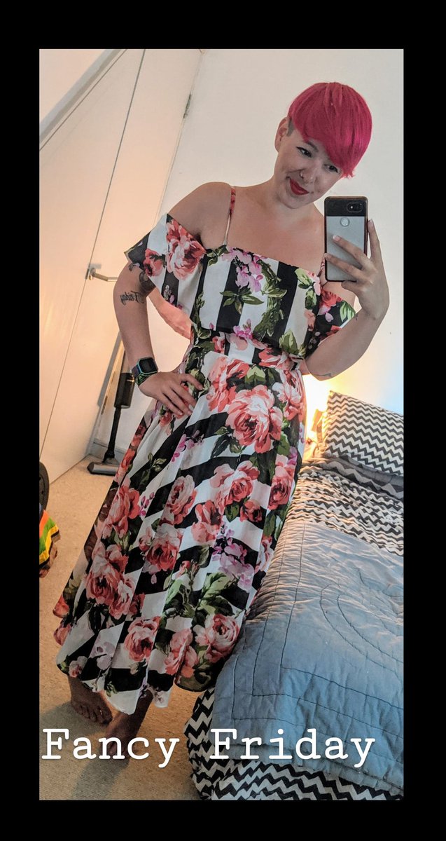Abbie87's tweet photo. @maryannehobbs @therealLTJbukem @KamasiW @TectonicPinch @BBC6Music Fancy Frock Friday has been a thing since the start of lockdown and today is no different. Dedicating today's look to you!! HB for tomorrow x x https://t.co/xsgDpyVXD3