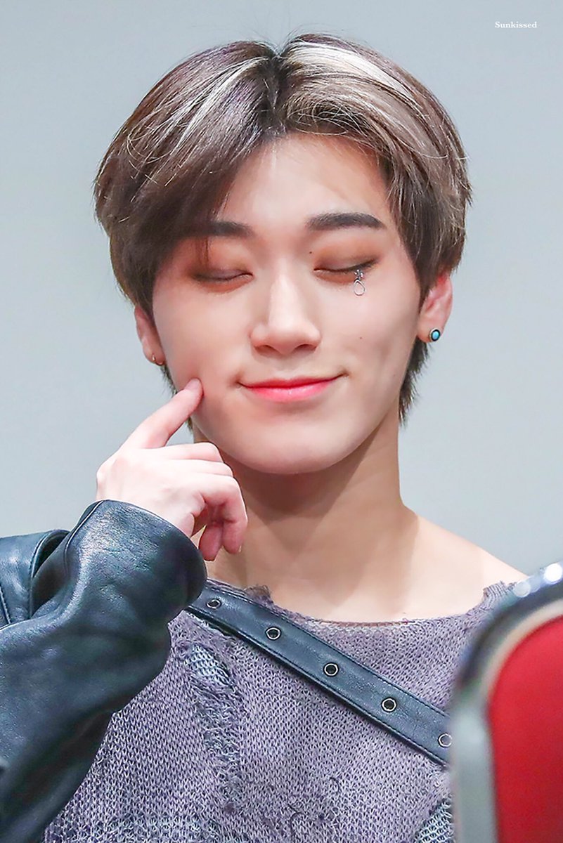 ChoiSanBrasil's tweet photo. #HQ | 11.01.20

San durante o Fansign em Sangam.

© Sunkissed

#CHOISAN #SAN #최산 #산 #에이티즈 #ATEEZ @ATEEZofficial https://t.co/IaWm4QiyUw