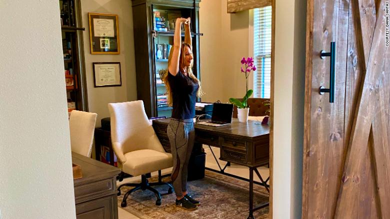 HeffronChiro's tweet photo. 5 exercises to offset too much sitting. Prolonged sitting is an unavoidable reality for many. And with lots of us spending more time inside, as the pandemic continues, it's inevitable that we're spending even more time being sedentary.

https://t.co/dHEnPZ3Hlt https://t.co/orKqEdmzZm