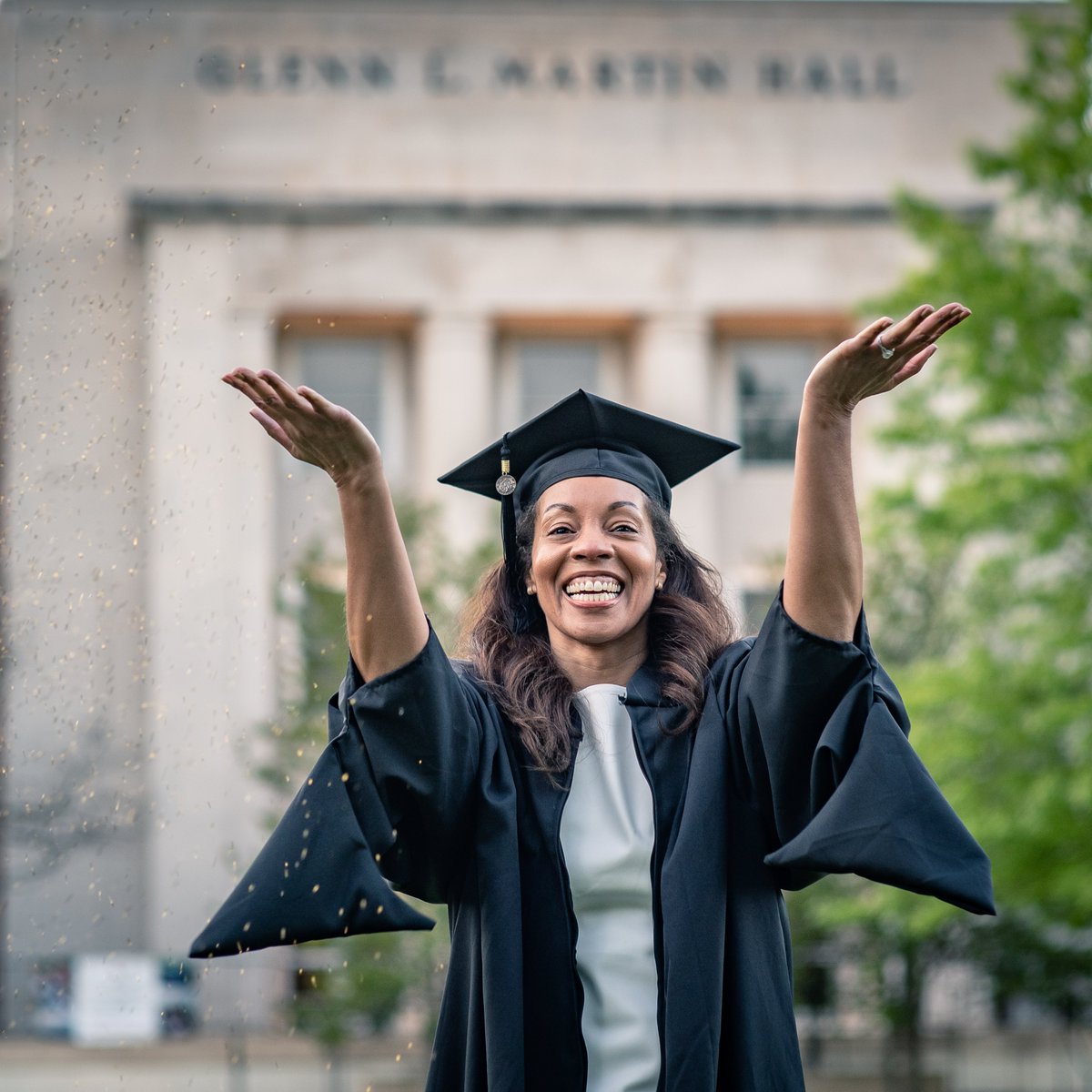 monieshashorter's tweet photo. IβM DONE! Proud to be a #UMDgrad of the @ClarkSchool. #Mtech #MPTE #classof2020 #clarkschoolgrads #FearlessIdeas #EngineeringTERPS https://t.co/rJPcJZ34UI