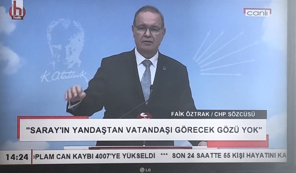 CHP sözcüsü birçok doğru şey söyledi. CHP belediyelerine baskıya değindi. Bu sabah gözaltına alınan Iğdır,Siirt ve başka ilçe bld bşk nın gözaltına alınmasına ise değinmedi. HDP liler diye mi? 
Ancak soru gelince lütfetti cevabını, savuşturdu. Yakışıyor mu?