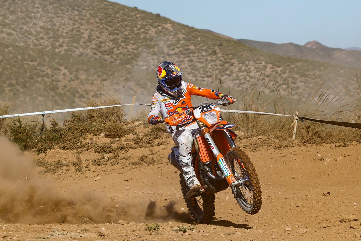 rfme_oficial's tweet photo. Este fin de semana debería celebrarse la tercera prueba del #espenduro en Lugo!! No estaremos allí pero estamos preparados para la vuelta!!!
Seguimos!!! ç
Foto Nicki Martínez
#QuedateEnCasa #ctoespañaenduro https://t.co/vrvWUtZKo2