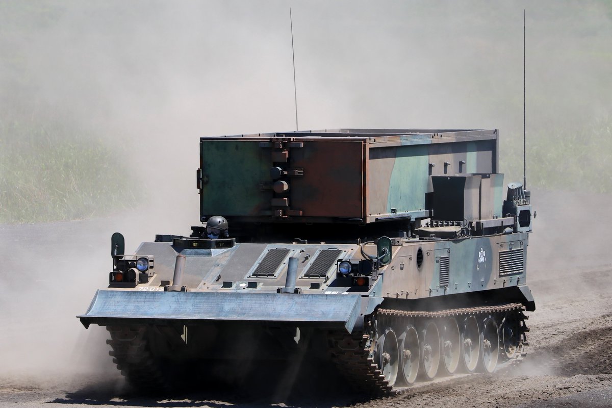 A Twitter 陸上自衛隊 機甲教導連隊 92式地雷原処理車 本部管理中隊のmbrs