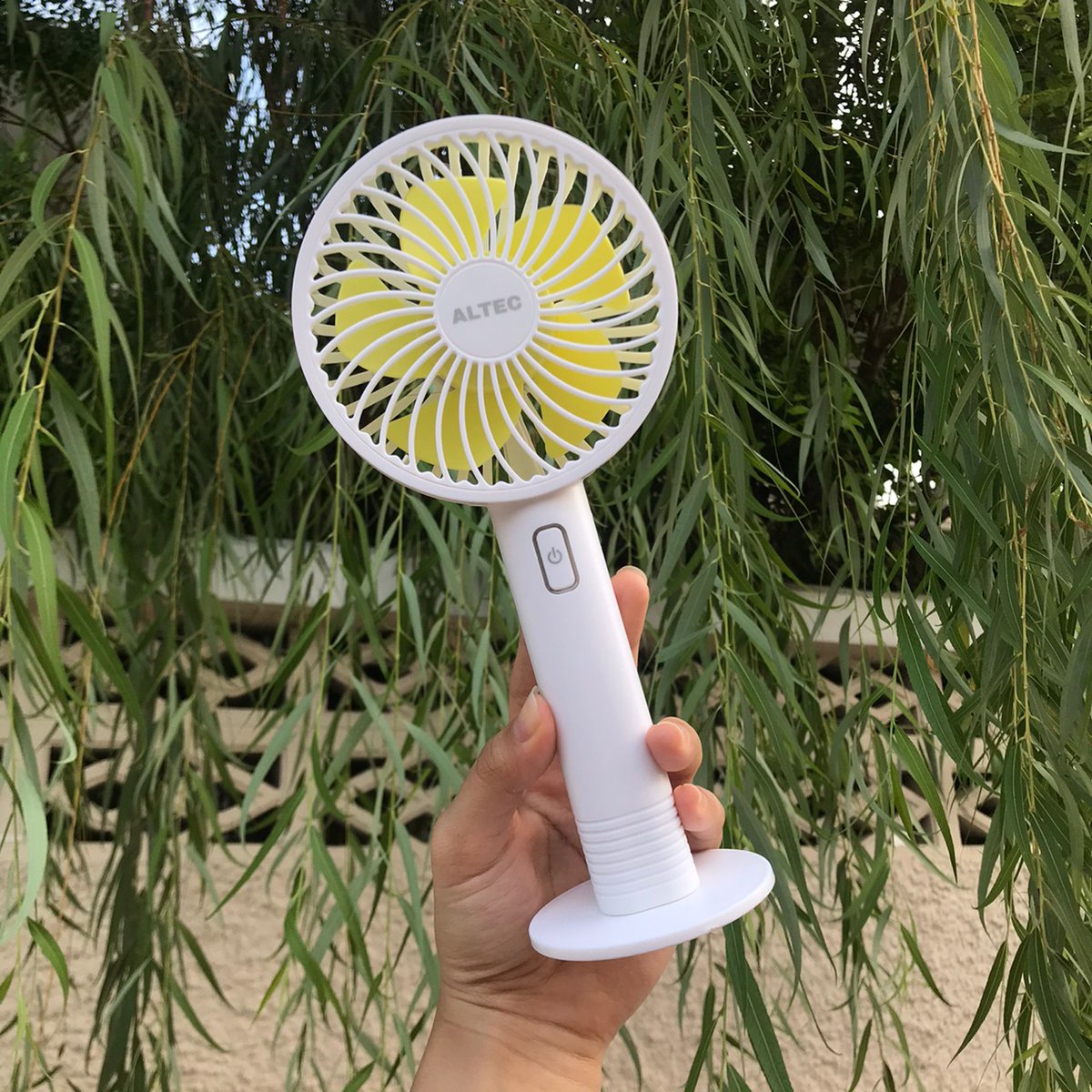 saisadgirl's tweet image. บอกบุญจ้าอากาศร้อนขนาดนี้ต้องนี่เลย พัดลมพกพา ปรับความเย็นได้3ระดับแบตอึดถึง9ชม.และรับประกัน1ปีเต็มไปเลยยจ้า ตอนนี้ลดเหลือ199อะแม่จาก490อุแง้ไปตำ!!!
#ALTEC #Topvalue #ALTCExTopvalue