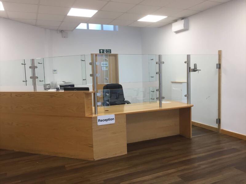 ac_plc's tweet photo. Protect your staff and your customers and #changethewaywework 

✅ Elegant &amp; Practical
✅ Privacy &amp; Protection
✅ Reduce Virus infection
✅ Hygienic &amp; Flexible

Ask us about our flexible screens. 
Adeeney@acplc.net https://t.co/aYIiOrdPVW