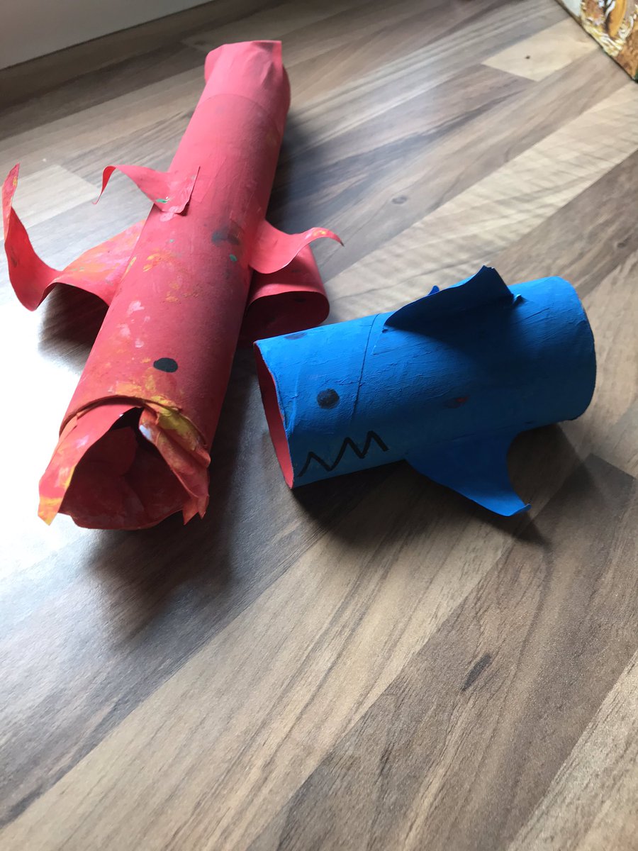 MrsBurnKPS's tweet photo. @MrsPiperKPS two more additions to the Art Challenge from the Burn family @KnightsridgePr1 https://t.co/4tQps37Wcq
