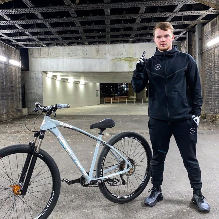 DownToRide100 tweet media