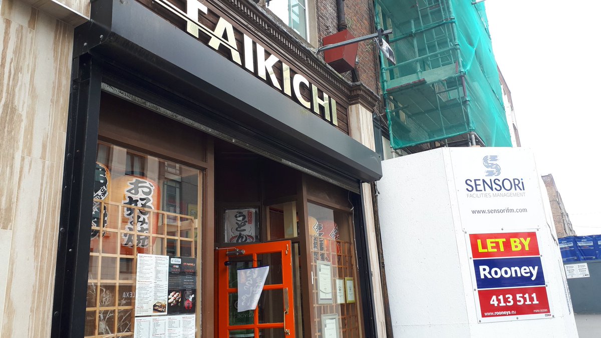 Nick468official's tweet photo. A little light at the end of the tunnel? Some #Limerick food outlets which heretofore would not have operated during #Covid19 pandemic have their doors back open and offering takeaways today... https://t.co/RhZZDeoOWQ