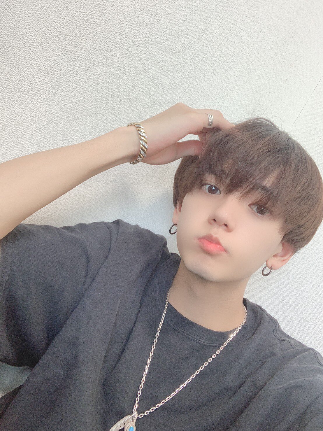 中島颯太 ネックレス