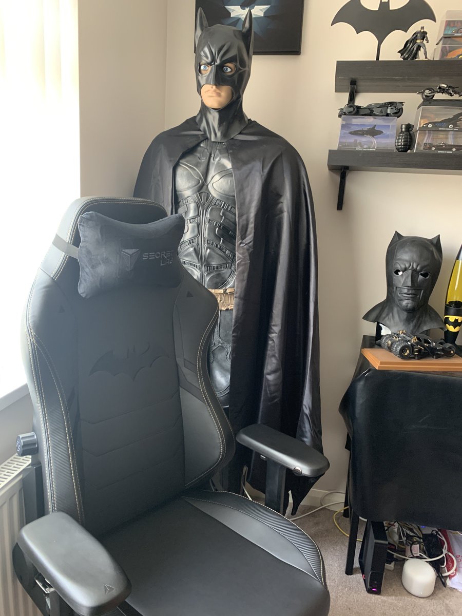 anilkarav's tweet photo. What a super chair to go with my Batcave office! Extremely comfortable and hard-wearing. Looking forward to a number of years service on this. @secretlabchairs #secretlab https://t.co/fJPKYKculj