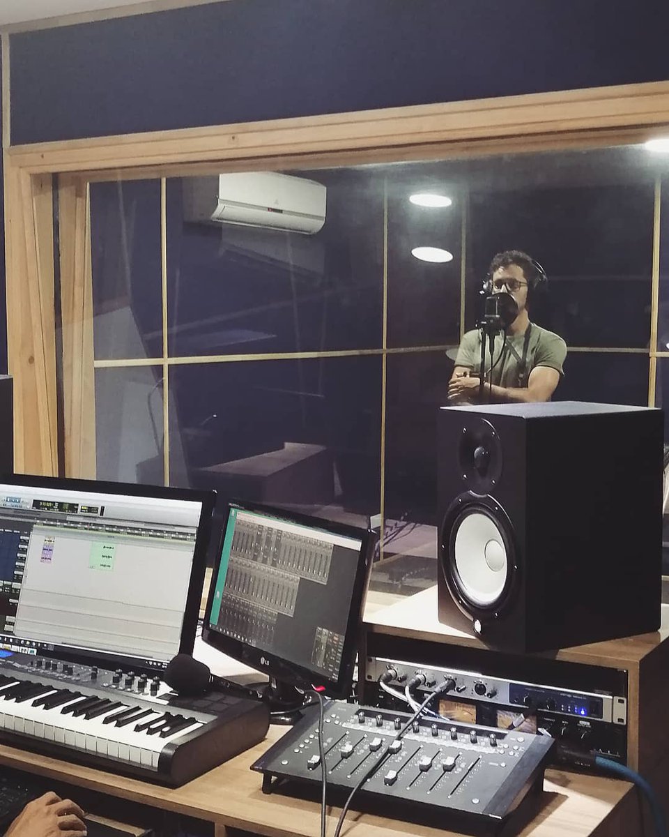 @victorydanyroez  presento un gran amigo productor <a href="/masterproducer/">Timbaland</a> parte de las personas profesionales que se han sumado a esta comunidad Roez, productor de grandes artistas como yelsid y otros, su magia, su seriedad y disciplina lo llevan siempre a brindar su gran talento🔥💪🏻🎙️