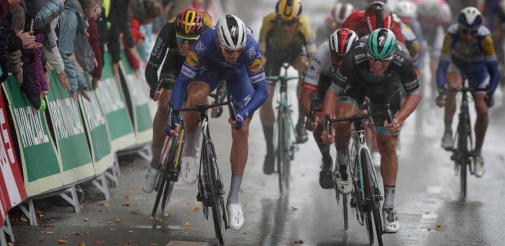 WielerFlits's tweet photo. Münsterland Giro met start in Enschede verschoven naar 2021, BeNe Ladies Tour kiest ook voor nieuwe seizoen
https://t.co/cJ8T8r5vZr | #BeNeLadiesTour #coronavirus #Enschede https://t.co/2pBwLplVl5
