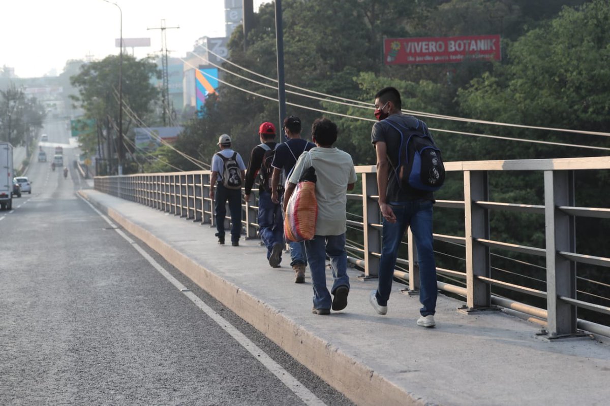 Guatevision_tv's tweet photo. #CoronavirusGT | Así se encuentra la calle Martí y ruta al Atlántico este viernes por las restricciones de locomoción impuestas por autoridades durante los próximos días. 

📸: Érick Ávila https://t.co/RxzsGsWck5