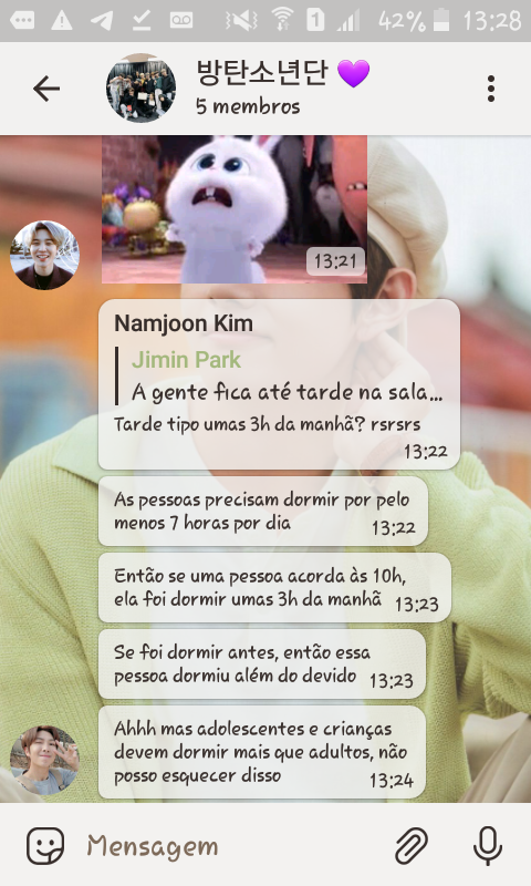 Ingridcalinean's tweet photo. Meu BTS só tem 5 membros. Isso tá errado! https://t.co/S9Mn99nAcS