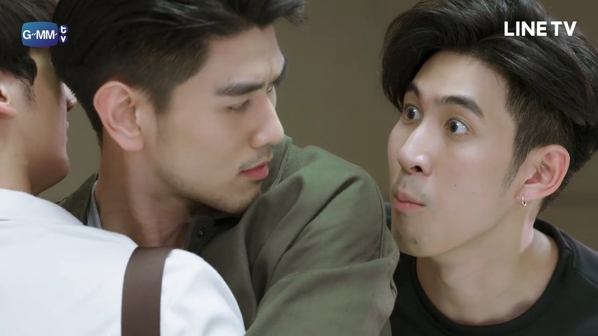แม่นางน่องไก่ของท่านชายฟ่าน tweet media