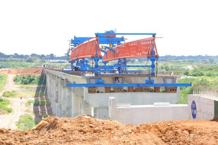 StartvUganda's tweet photo. 'Jam' ku #JinjaRoad Wakukendeera Kavuna Olutindo Lwa Isimba Lugulwawo okuyunga Kamuli Ne Kayunga! Wanno Werutuuse...
#ManifestoWeek2020 https://t.co/bz5SEMKorj