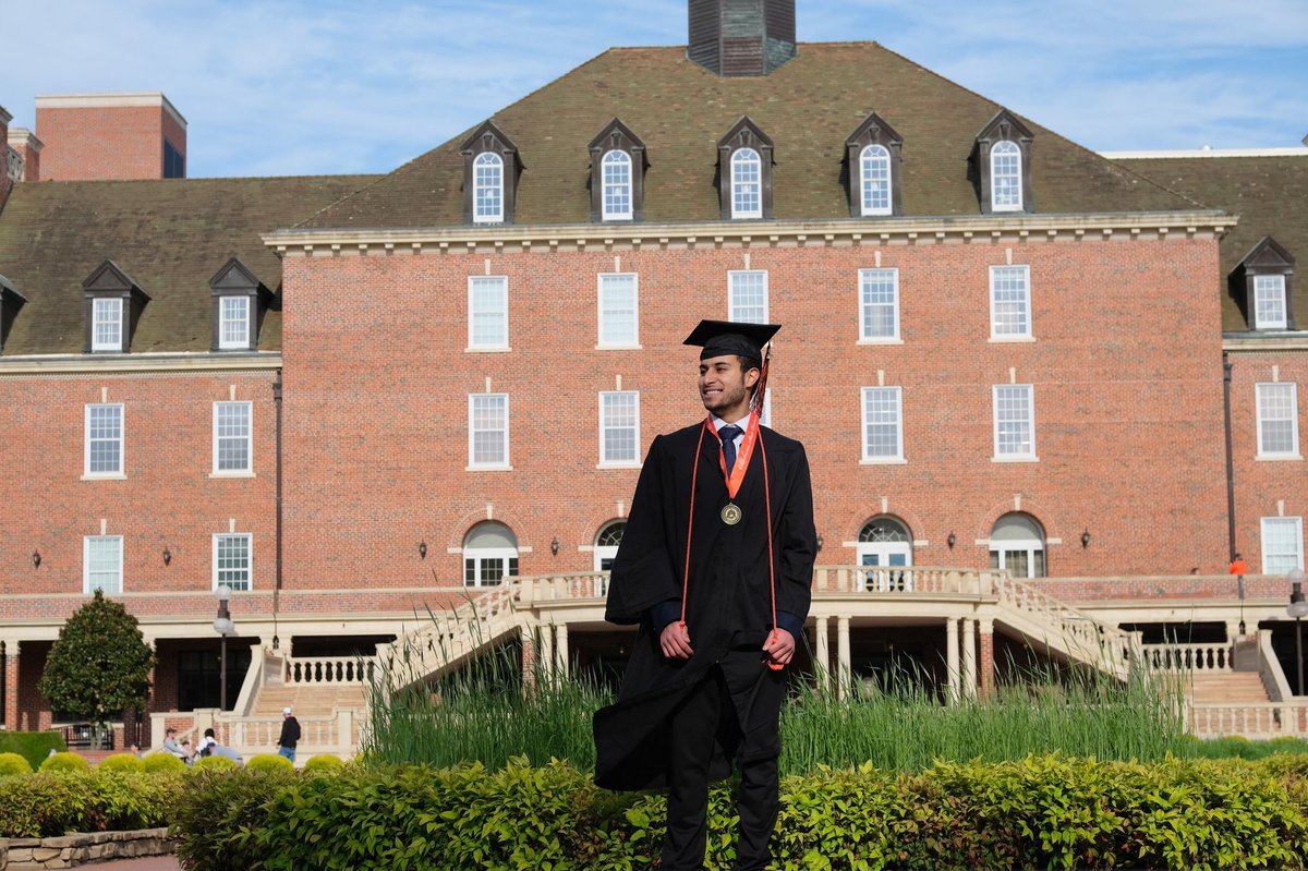 FPSETatOKstate's tweet photo. Congrats to Majed Alsharif, an #okstate #fpset #2020graduate ! He will be starting with Saudi Aramco this summer! Our graduates are all over the globe! Great work and good luck! 🤠🎉🎓 #gopokes @OSU_CEAT @okstate @SaudiAramcoJobs https://t.co/4PcuzsRMT1