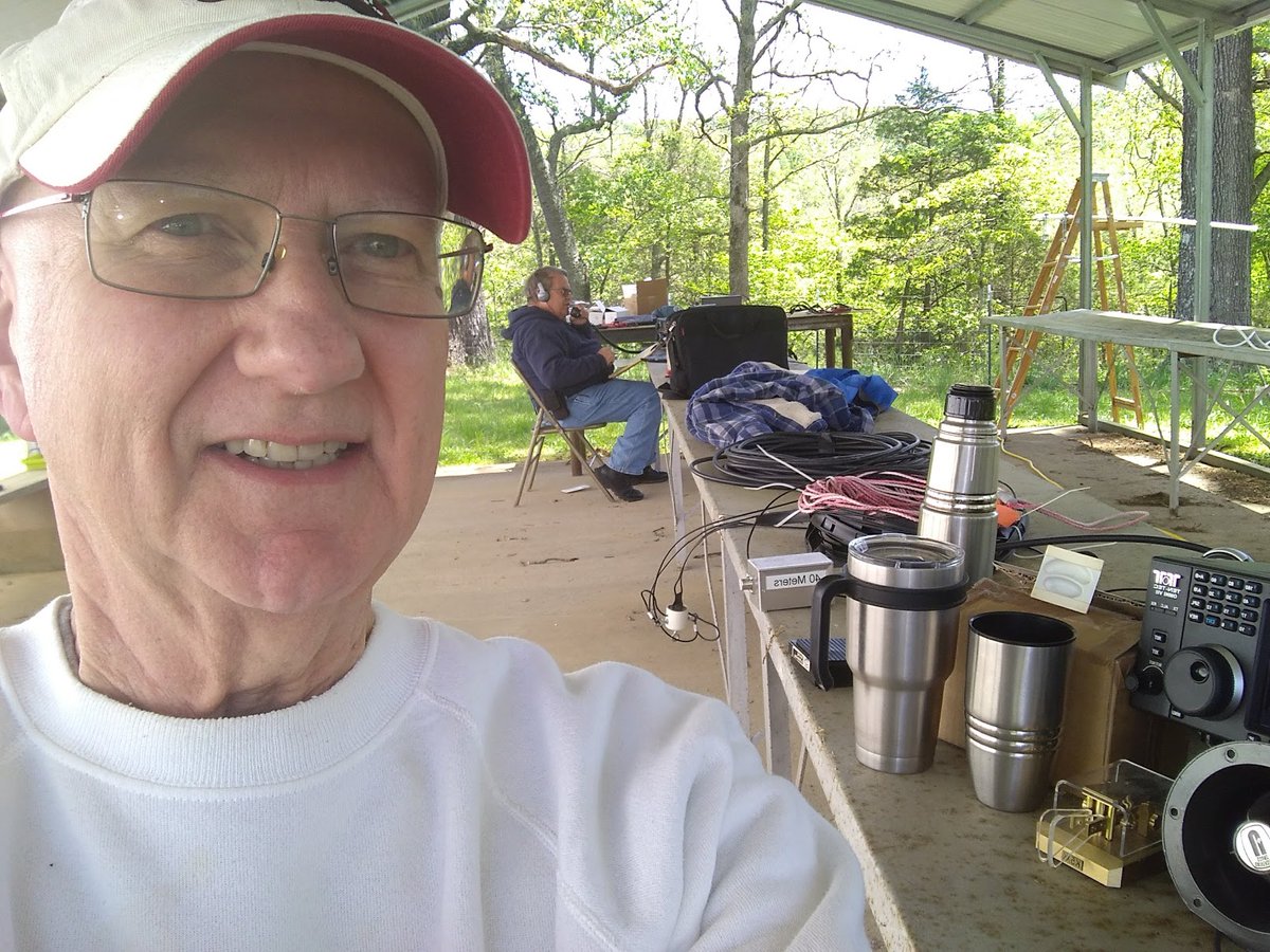 Ron_K5XK's tweet photo. #hamradio #ARQSOparty Great fun this past weekend in the Arkansas QSO Party.  K5XK &amp; W5AEN out in the boonies on a tri-county line, EM36gd.  Beautiful WX!  Several hundred CW &amp; SSB QSOs, including lots of callers from EU on 20M...thanks for all! https://t.co/MzPf24KB7X