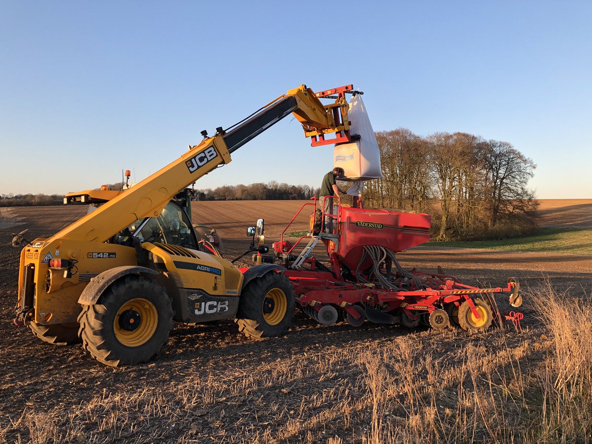 Final field of maize completed today, 2380ha of spring drilling since March 9th.Fantastic effort from team <a href="/Farming_Holkham/">James Beamish</a> <a href="/HolkhamEstate/">Holkham</a> with great support from a few friends <a href="/tnstractors/">Thurlow Nunn Standen</a> <a href="/vaderstad/">Väderstad</a> <a href="/BenBurgessAg/">Ben Burgess</a> <a href="/VaderstadUK/">Väderstad UK</a> <a href="/JohnDeere/">John Deere USA</a> <a href="/JCBmachines/">JCB</a>