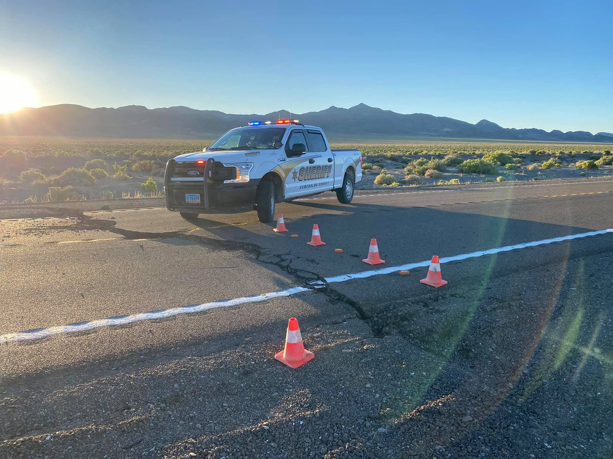 .@EsmeraldaCounty Sheriff showing the damage down after the 6.5 magnitude earthquake near Mina, NV.

Road damage and hazards on Hwy 95 and US 6 this morning.