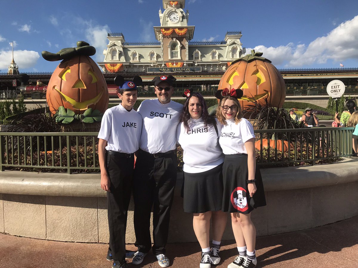 ColoradoAdvent1's tweet photo. @DisneyParks 2019��s Mickey’s Not So Scary at the Magic Kingdom! https://t.co/CTrlnpfWGD