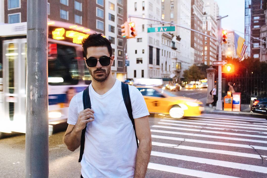 whytesCo's tweet photo. TGIF: Throwback, New York 2017. Co-Creator @kkarakashyan. Great shots, Kosta. #perfectWhiteTshirt #inventedInNewYork #madeInGermany #lifestyle https://t.co/m9yZ2d7ShQ