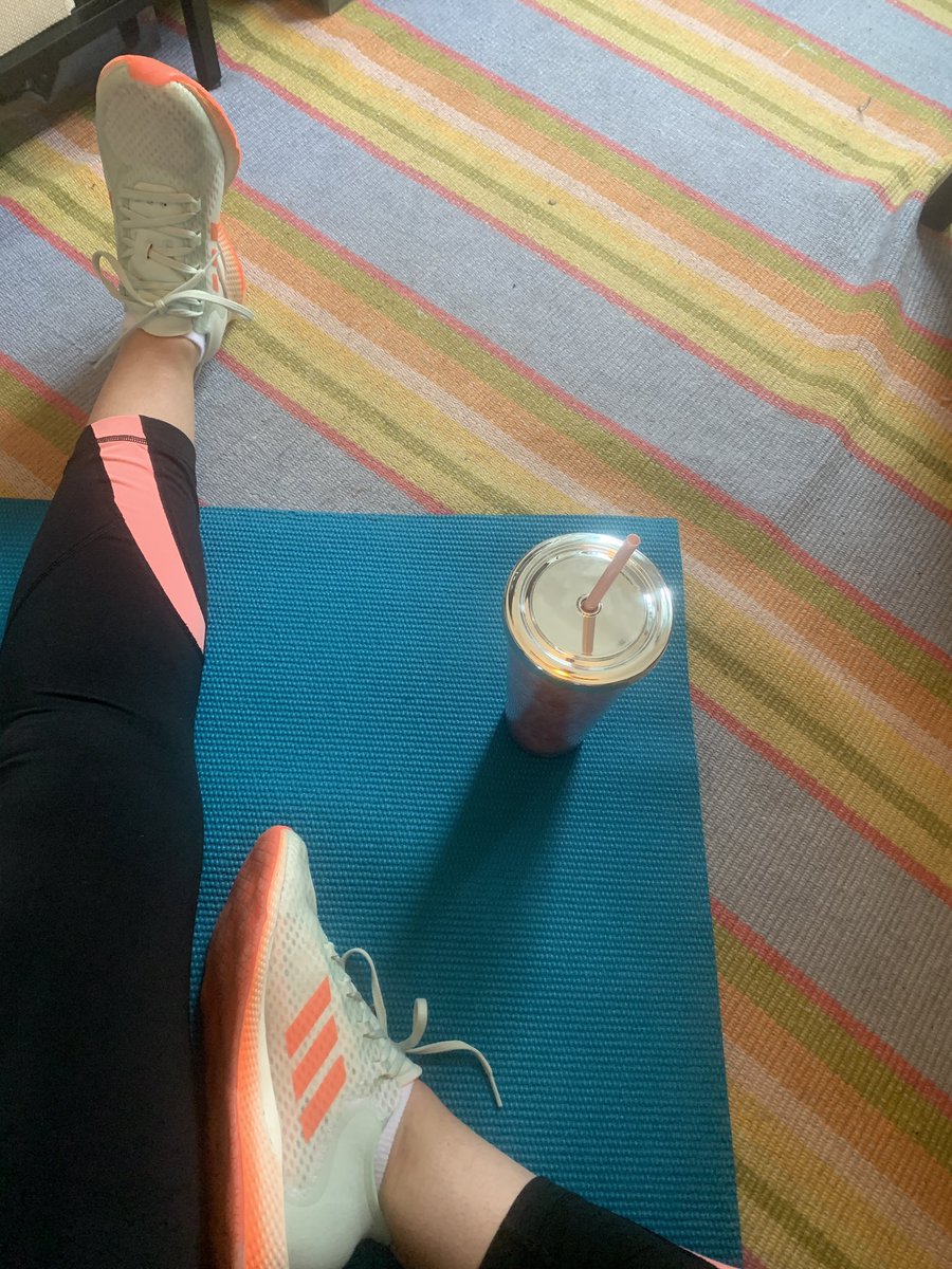 BrittanyJLadd's tweet photo. Someone else wanted to get in on the @onepeloton workout this am! #augieklitzing #peloton #feelgoodride #stretchandstrength https://t.co/mtGKREEiBY