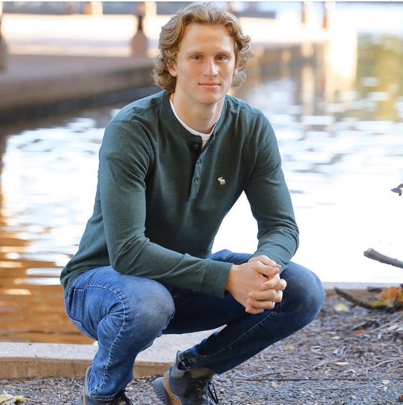 Congratulations to our own Shane Prifrel for being selected the 2020 Apollo-male athlete of the year. Shane is a three sport athlete: Football, Hockey and Baseball. Well done Shane! Go Spartans! <a href="/SimleyPucks/">Simley Boys Hockey</a>