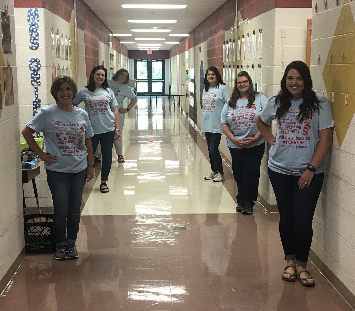 I love my 2nd grade team!! ❤️ #SocialDistancing <a href="/CENT_Tweets/">Centennial Panthers</a> <a href="/BWalls2nd/">Brittany Walls</a> <a href="/TraciTntvolsfan/">Traci Williams</a> <a href="/english3878/">Sarah Sensing</a>