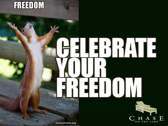 With plenty of room to spread out and safely social distance, there is so much freedom awaiting you. Don't forget our new summer policy "If you're no fun - please don't come" We don't need any extra dram this year. 

Book Your Summer Stay chaseonthelake.com/specials/celeb…