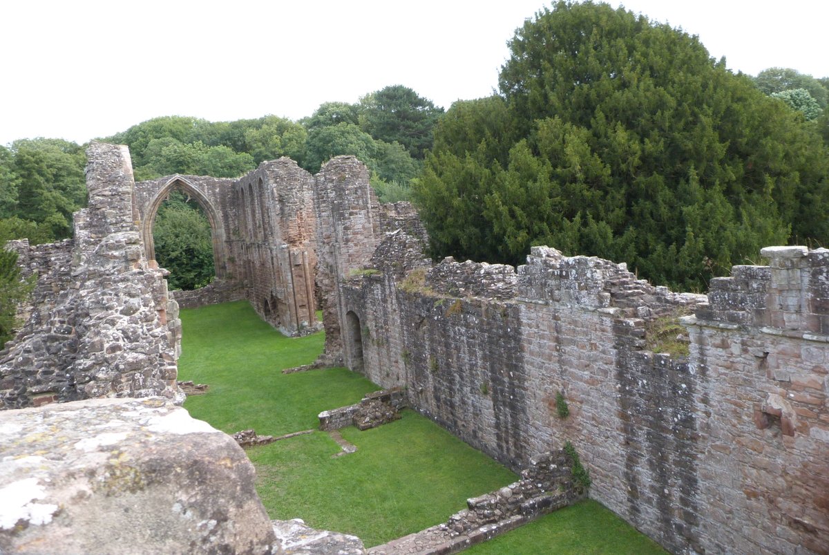 Lilleshall also a 12thc Austin foundation of similar rank (£324 gross) and preserves much more of the church, albeit rather robbed out. Frustratingly quite a bit of the ranges past the cloister aren't held by EH.Salop is good for monastic remains/3D data/places I've been, huh