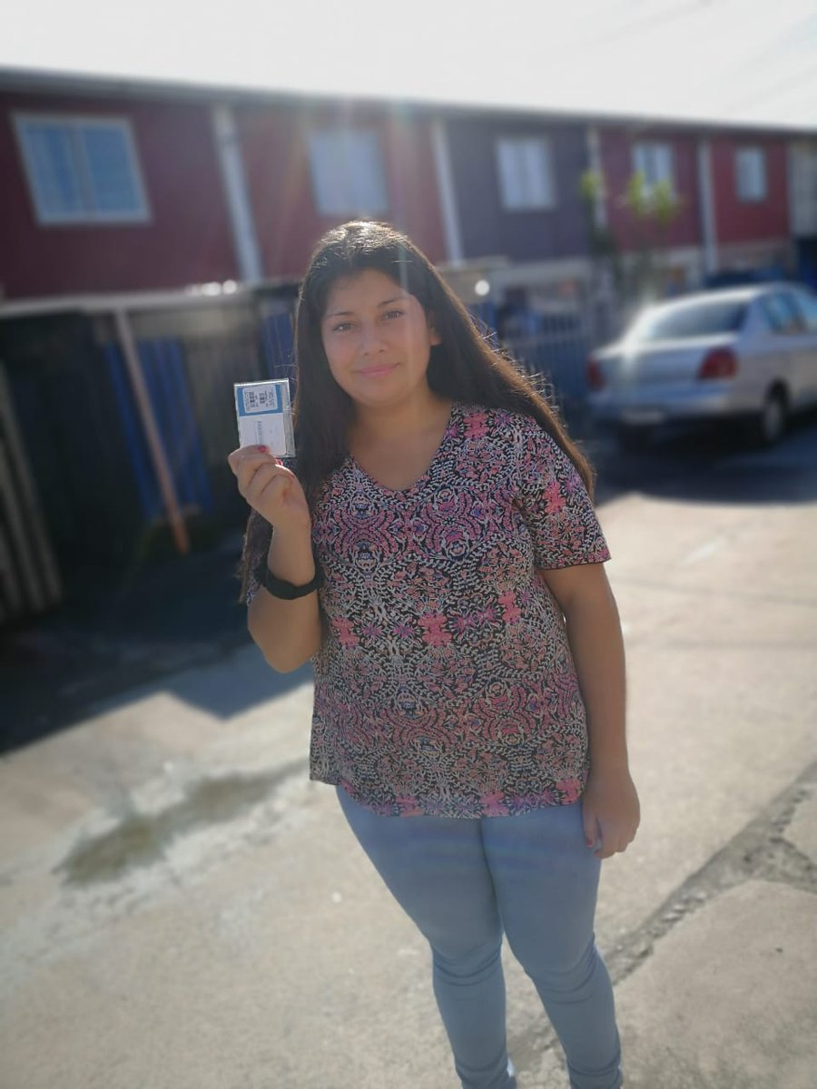 PACEUBB's tweet photo. ¡Felices! porque nuestros estudiantes de liceos #PaceUBB ya están recibiendo los chips de conectividad que gestionamos, para continuar #ConstruyendoOportunidades juntos.
Liceos Juan José Latorre Benavente (Isla Santa María) y Comercial Andrés Bello López (Coronel). https://t.co/dbwcNEBNTH