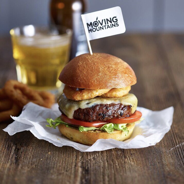 #FridayFeeling the Sun is shining ☀️in Fontmell Magna &amp; we're busy preparing your pre-ordered #Takeaways ready for collection from The Fontmell today between 5 - 7 pm

It's not too late to place your Order to Collect this Saturday

👉Order &amp; Pay online bit.ly/2LuYQuL