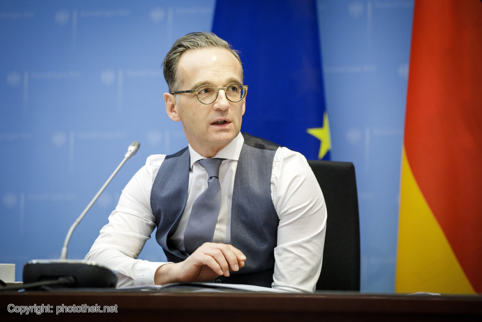 AuswaertigesAmt's tweet photo. „In Nordafrika &amp; Nahen Osten hat #Covid19 Wirtschaftskrisen &amp; Konflikte verschärft. Wichtig, dass EU-Kommission dort über 2 Milliarden € gegen #Covid19 zur Verfügung stellt. Wirtschaftliche &amp; politische Stabilität &amp; Menschenrechte sind für uns in der Region zentral.“ @HeikoMaas https://t.co/zTgBvm7hs5